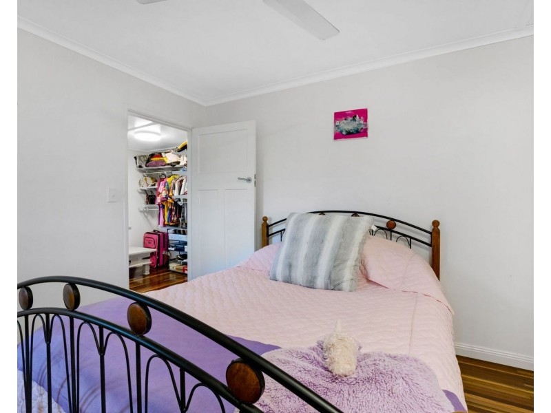 7 Douglas  Street, West Mackay QLD 4740