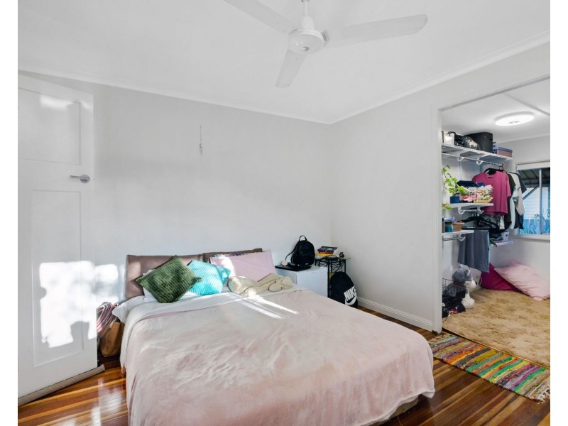 7 Douglas  Street, West Mackay QLD 4740