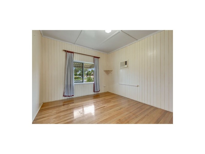 39 Adrian Street, West Mackay QLD 4740