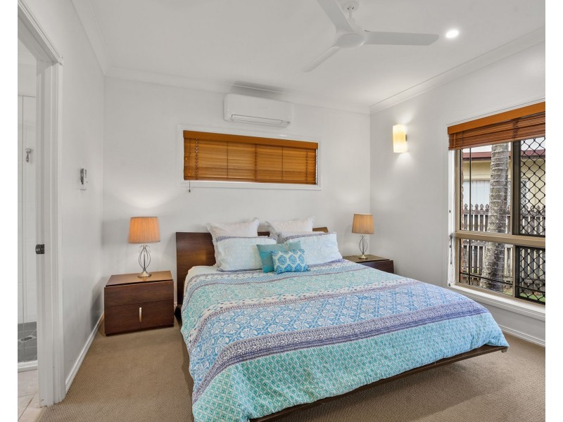 9 Ronnie Court, Rural View QLD 4740