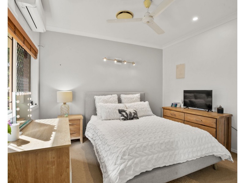 9 Ronnie Court, Rural View QLD 4740