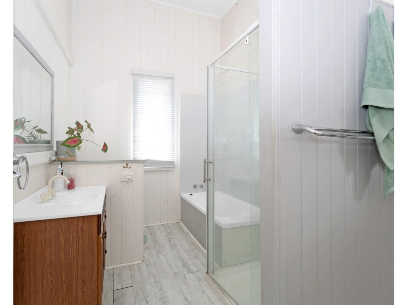 4 Grant Street, Mackay QLD 4740