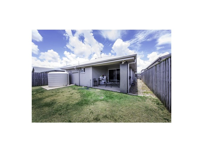 46 Coogee Terrace, Blacks Beach QLD 4740