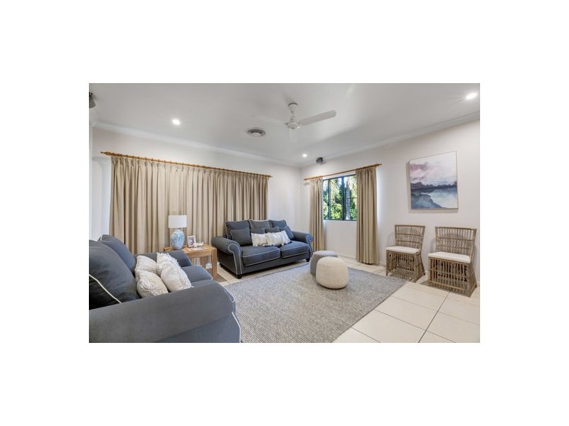 6 Polly Crescent, Richmond QLD 4740