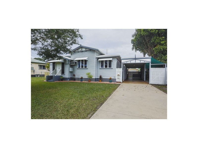 17 Douglas Street, West Mackay QLD 4740