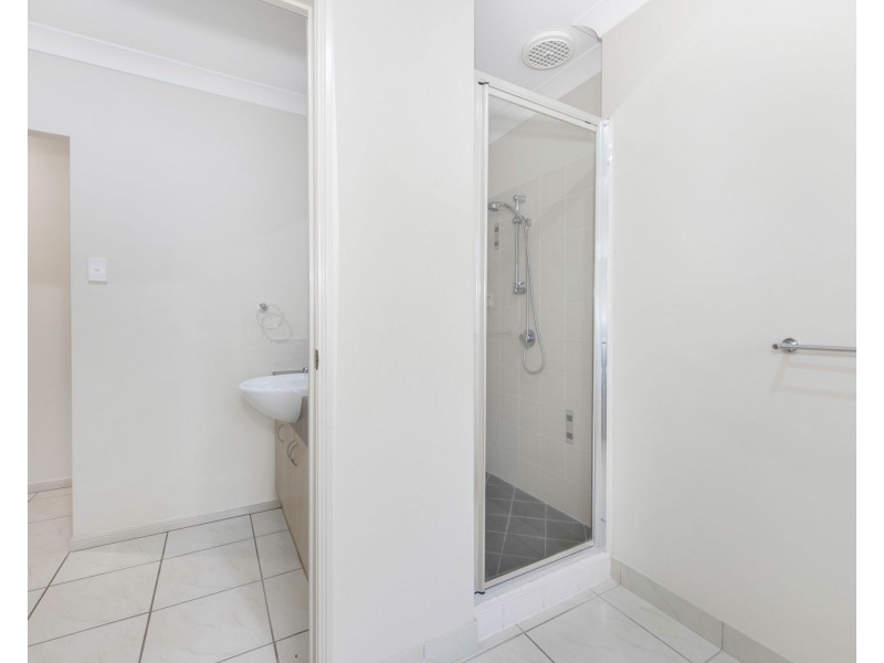 76 Wheeler Drive, Glenella QLD 4740