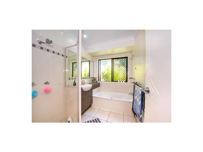 78 Wheeler Dr, Glenella QLD 4740