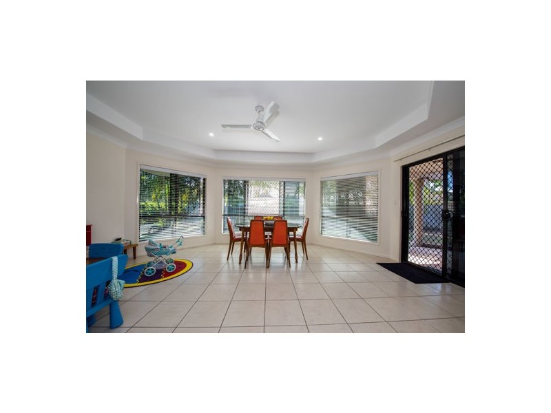 78 Wheeler Dr, Glenella QLD 4740
