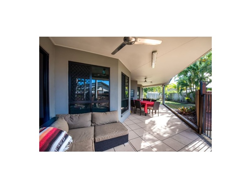 78 Wheeler Dr, Glenella QLD 4740