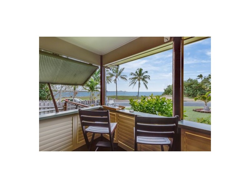 15 Swan Street, Slade Point QLD 4740