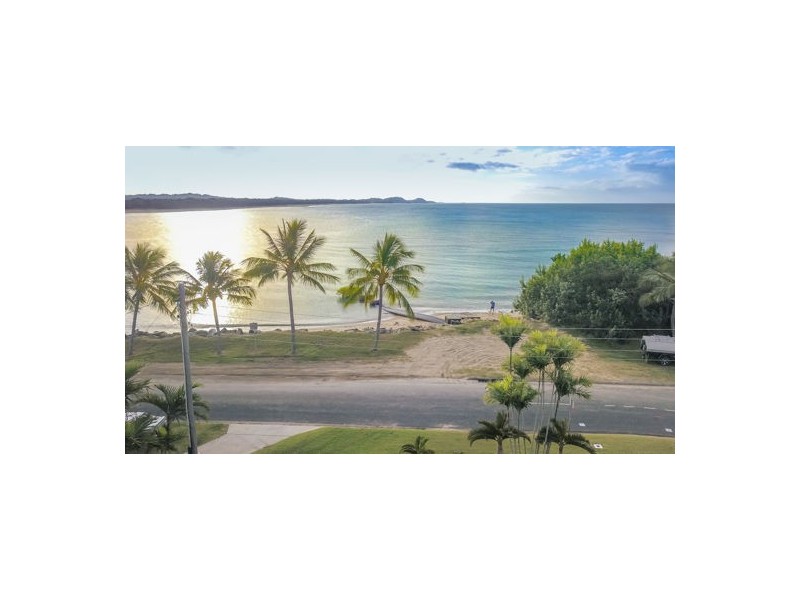 15 Swan Street, Slade Point QLD 4740