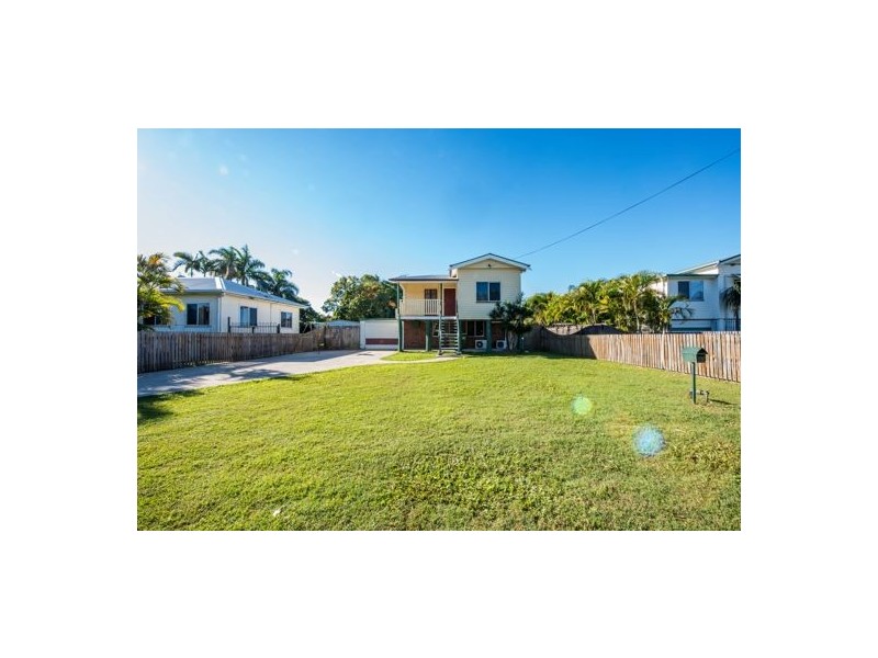10 Pratt Street, South Mackay QLD 4740