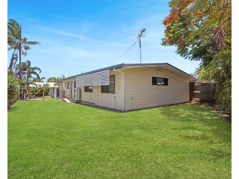 19 Harris Street, Beaconsfield QLD 4740