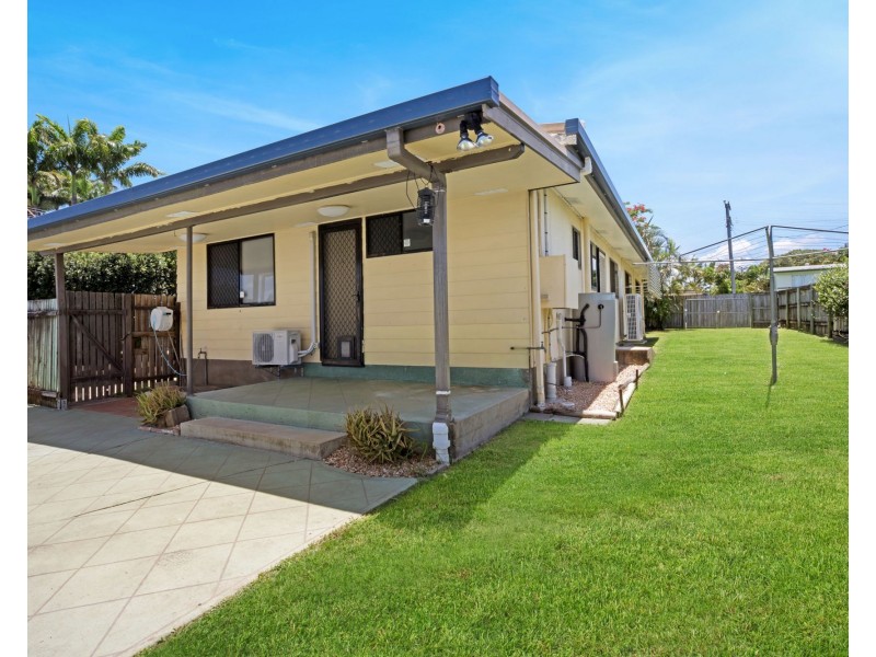 19 Harris Street, Beaconsfield QLD 4740