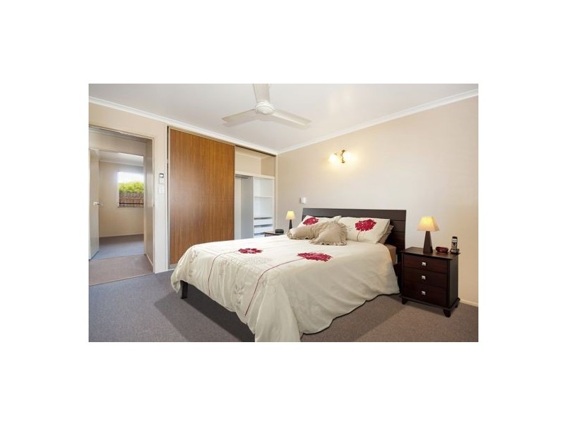 1/213 Evan Street, South Mackay QLD 4740