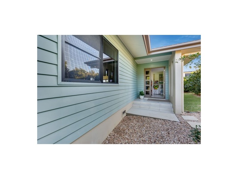 49 Hinze Circuit, Rural View QLD 4740