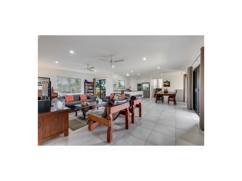 49 Hinze Circuit, Rural View QLD 4740