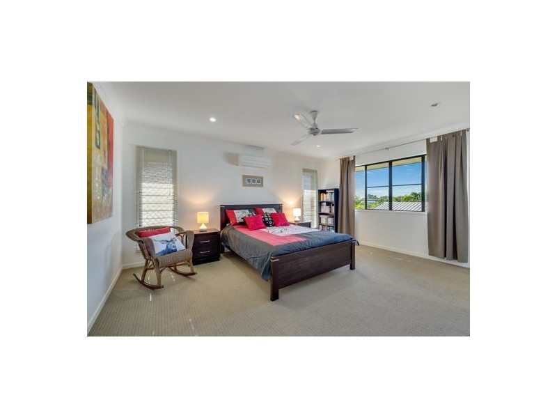 49 Hinze Circuit, Rural View QLD 4740