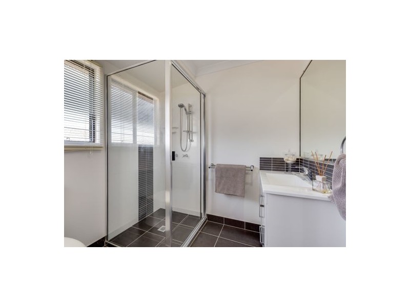 49 Hinze Circuit, Rural View QLD 4740