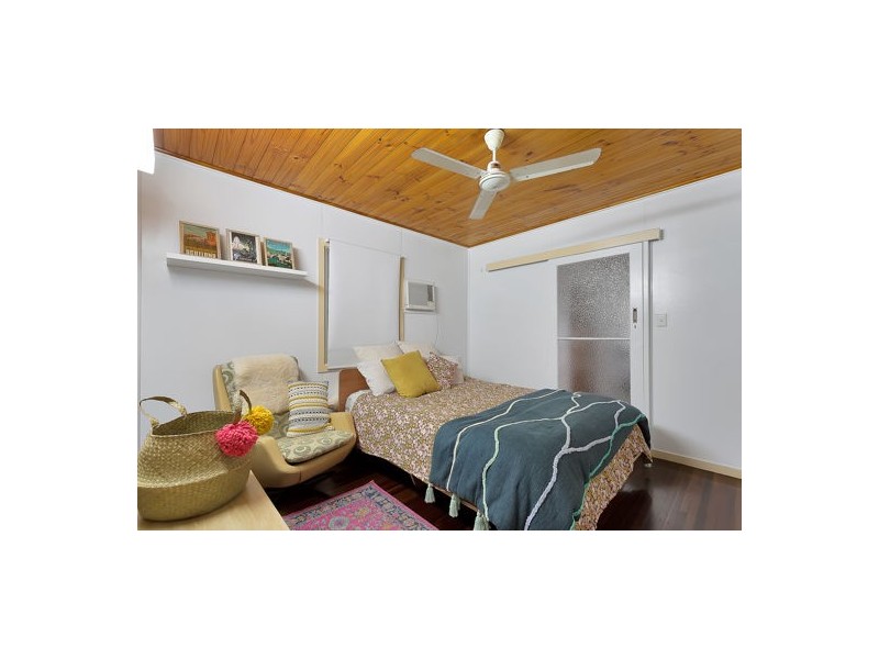 10 Downie Avenue, Bucasia QLD 4750