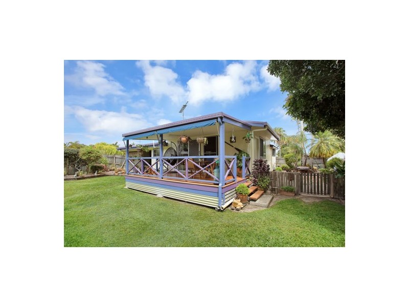 10 Downie Avenue, Bucasia QLD 4750
