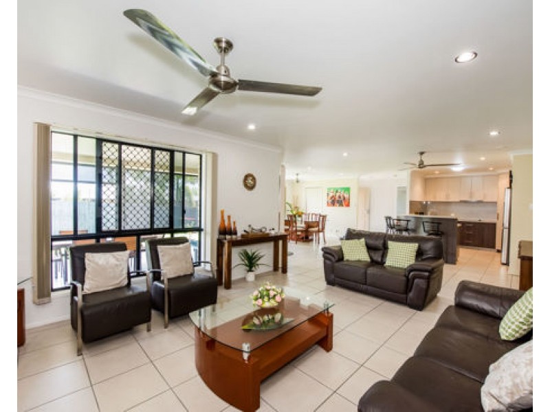 15 Raylene Street, Mount Pleasant QLD 4740