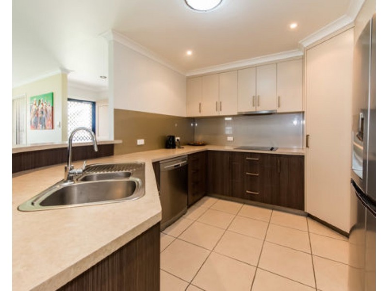 15 Raylene Street, Mount Pleasant QLD 4740