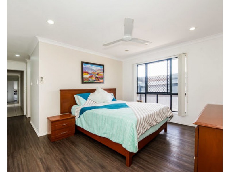 15 Raylene Street, Mount Pleasant QLD 4740