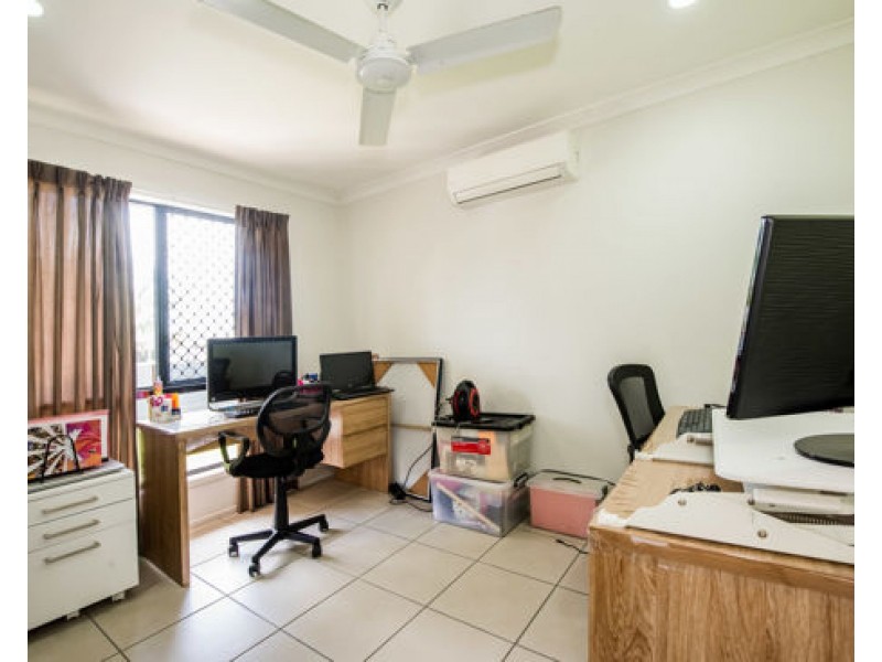 15 Raylene Street, Mount Pleasant QLD 4740