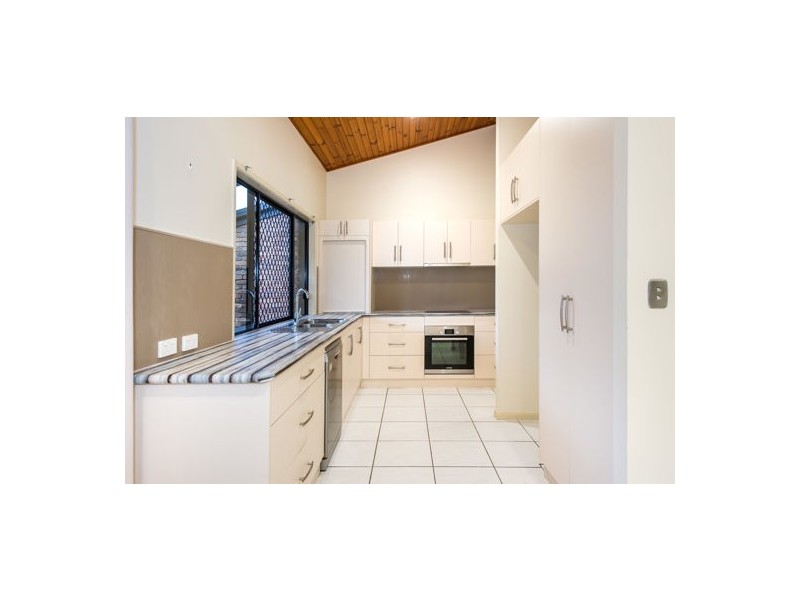 11 Yaralla Avenue, East Mackay QLD 4740