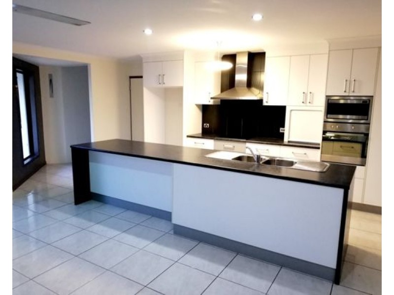 12 Lenesha Drive, Andergrove QLD 4740