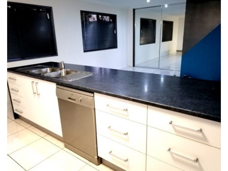 12 Lenesha Drive, Andergrove QLD 4740