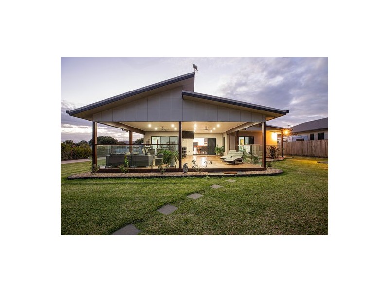 14 Sturt Cresent, Erakala QLD 4740