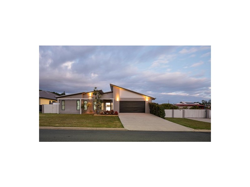 14 Sturt Cresent, Erakala QLD 4740