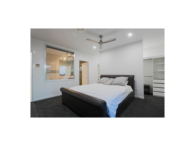 14 Sturt Cresent, Erakala QLD 4740