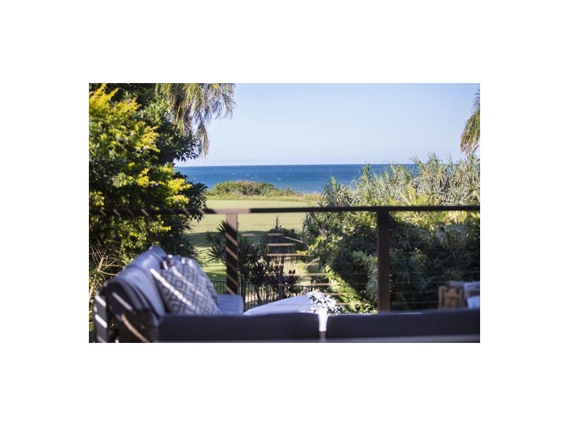 14 Silver Street, Grasstree Beach QLD 4740