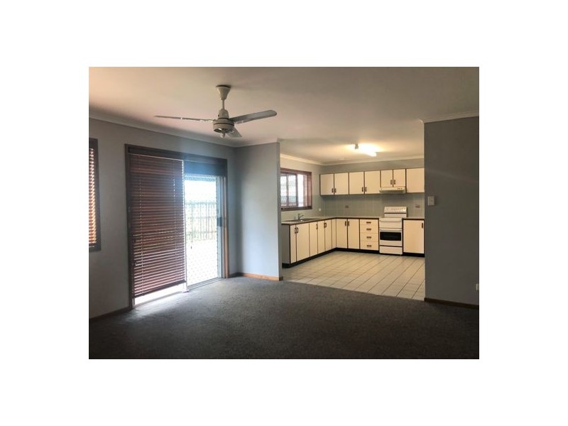 2/6 Minster Street, South Mackay QLD 4740