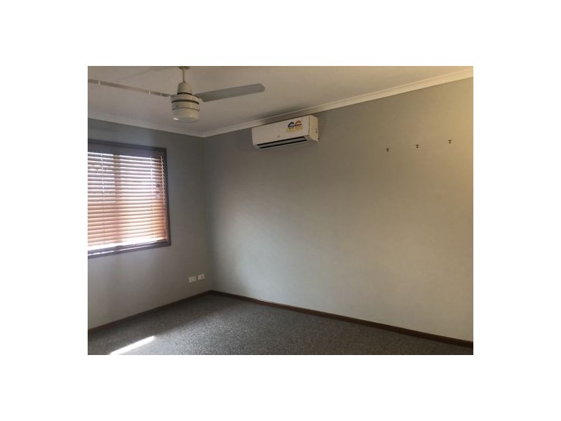 2/6 Minster Street, South Mackay QLD 4740