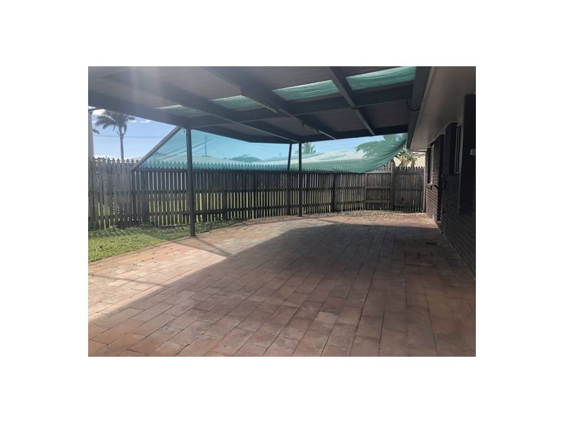 2/6 Minster Street, South Mackay QLD 4740