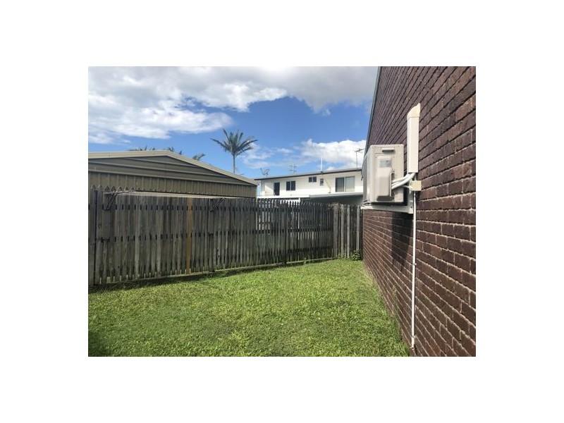 2/6 Minster Street, South Mackay QLD 4740