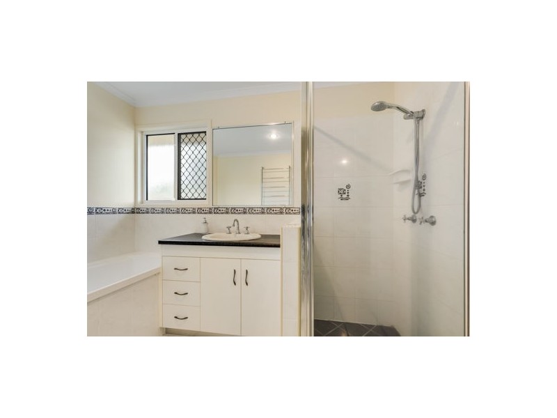 124A Waverley Street, Bucasia QLD 4750
