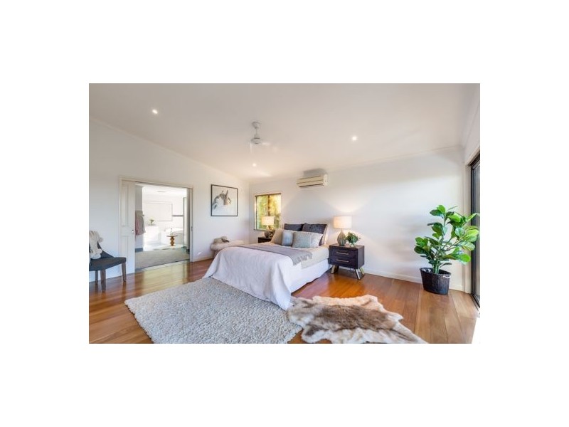 12 Mowlam Street, Eimeo QLD 4740