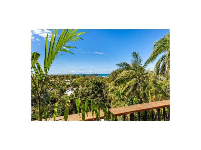 12 Mowlam Street, Eimeo QLD 4740
