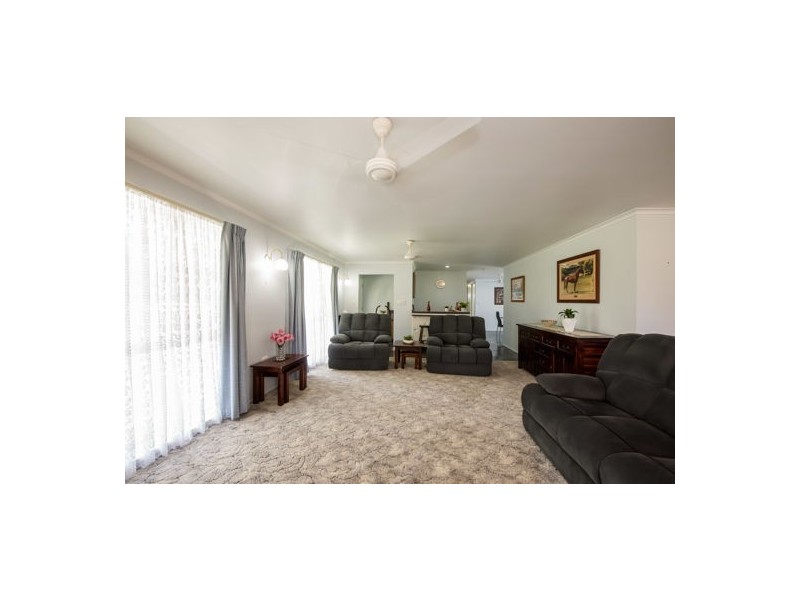 961 Mackay Eungella Road, Pleystowe QLD 4741