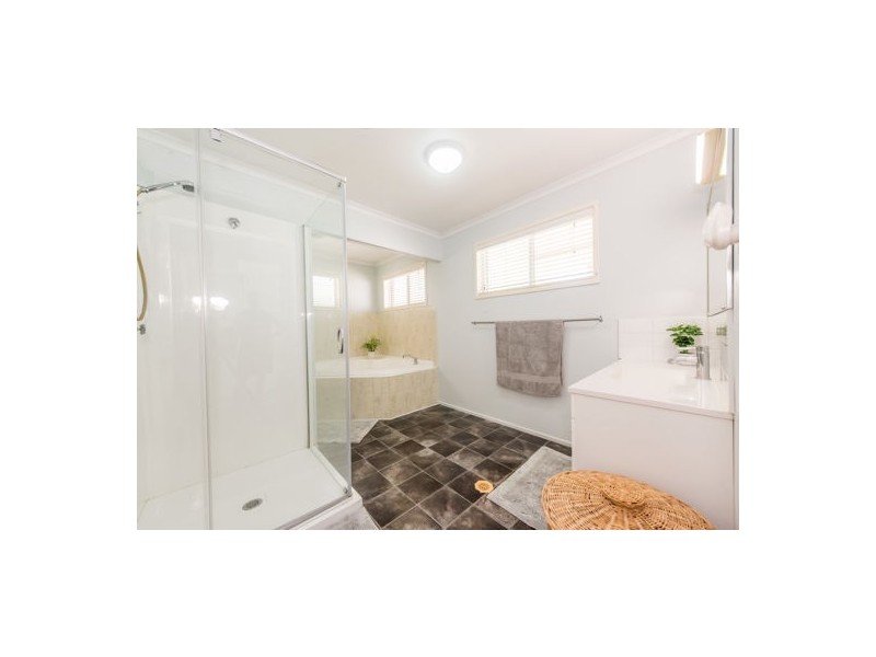 961 Mackay Eungella Road, Pleystowe QLD 4741