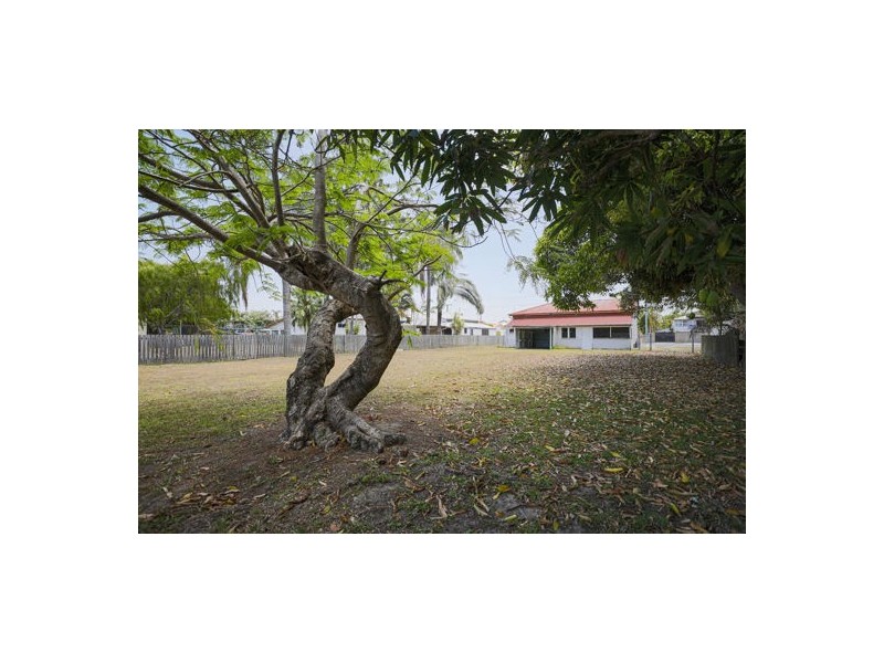 73 Juliet Street, South Mackay QLD 4740