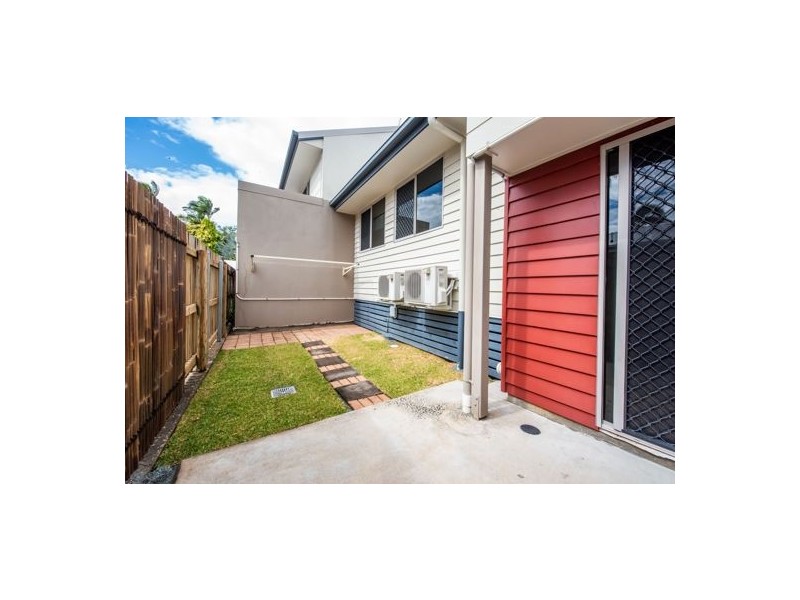 2/3 Kennedy Street, South Mackay QLD 4740