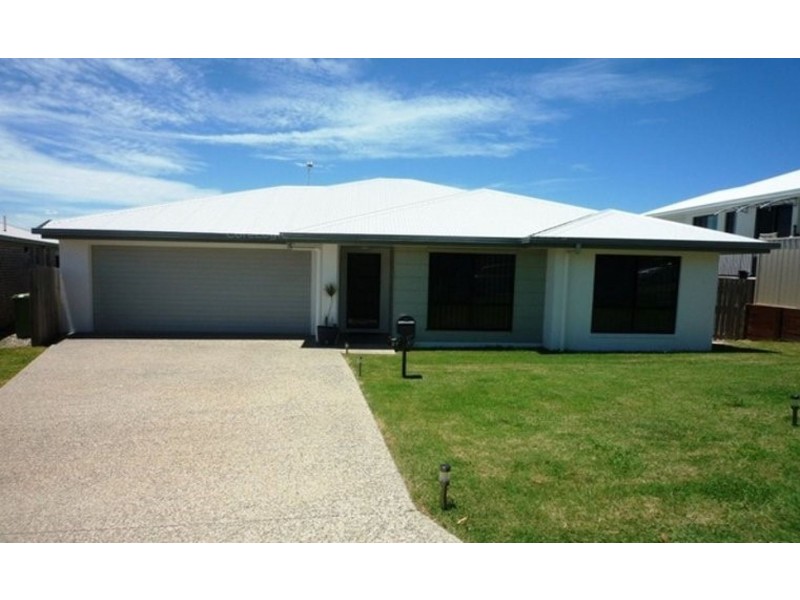 27 Village Circuit, Eimeo QLD 4740