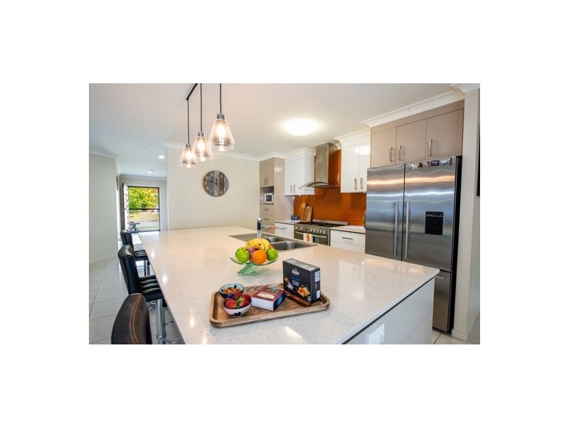 12 Camellen Street, Beaconsfield QLD 4740