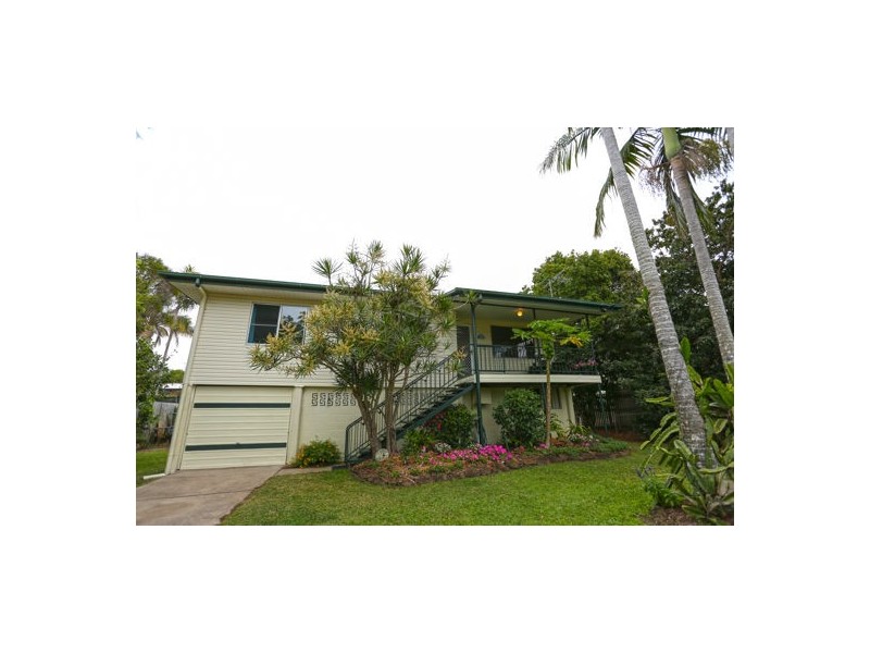 17 Rosella Street, Slade Point QLD 4740